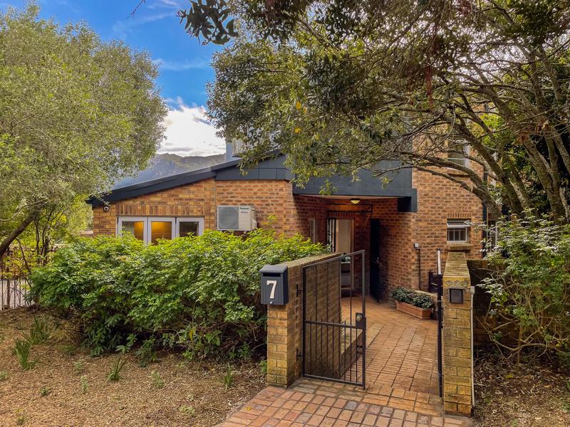 4 Bedroom Property for Sale in Hout Bay Western Cape